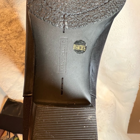Vince Camuto flatleather boots size 8 1/2 - Picture 5 of 6